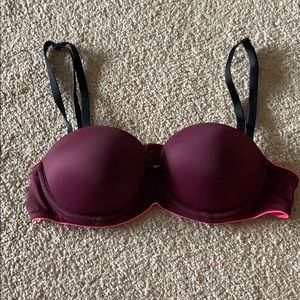 Victoria’s Secret PINK bra